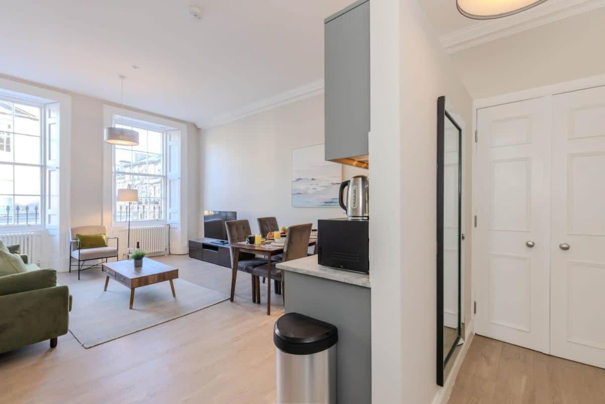Dragon Suites - Edinburgh City Centre 2 Bed Apartment Edimburgo Exterior foto